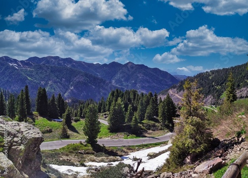 Il passo Manghen è un valico alpino del Trentino orientale nella catena del Lagorai. Il suo versante meridionale, tramite la val di Calamento, porta a Borgo Valsugana, mentre quello settentrionale por