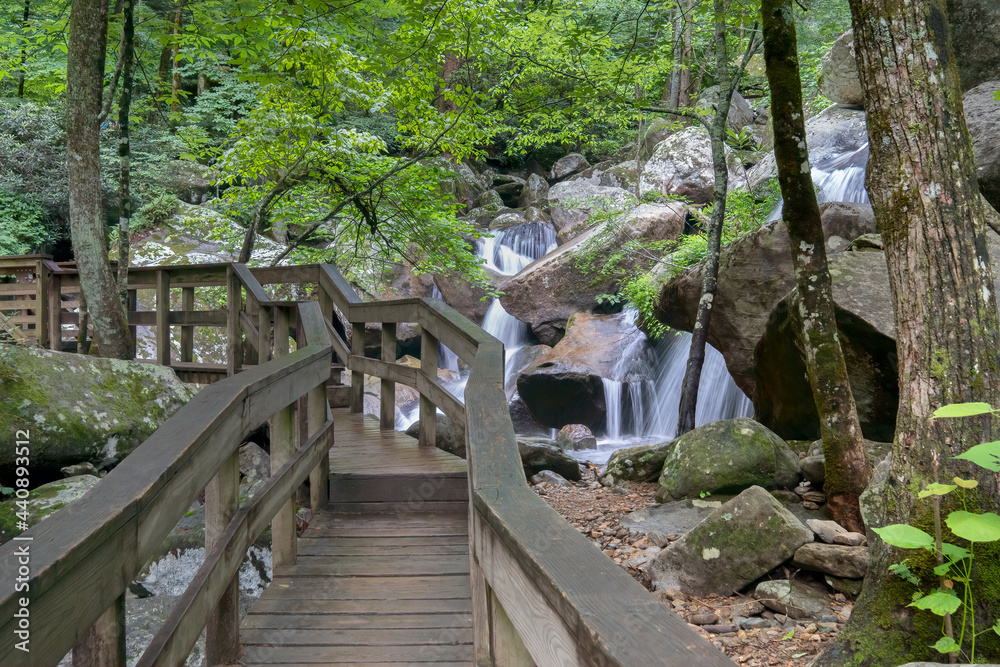 Fototapeta premium Lower High Shoals Falls, South Mountains State Park, North Carolina