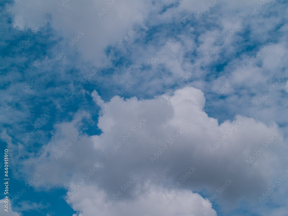 Obraz premium 青空と雲