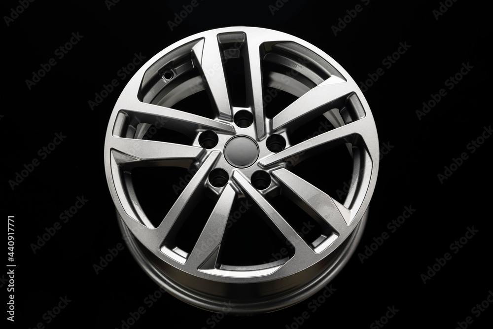 grey modern alloy wheel front view