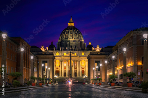 Fototapeta Naklejka Na Ścianę i Meble -  Night summer view of Vatican city and St. Peter's church, Rome, Italy