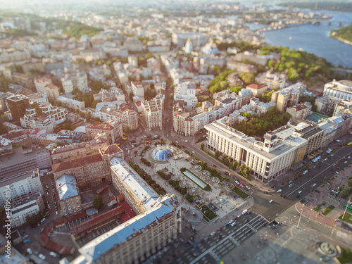 Sunny Independence Square. Kyiv, Ukraine. (maidan nezalezhnosti)