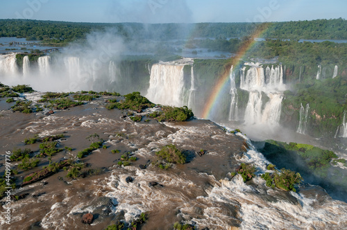 Cataratas do Iguaçu em Foz do Iguaçu. Divisa entre Brasil e Argentina e uma das sete maravilhas do mundo natural. 