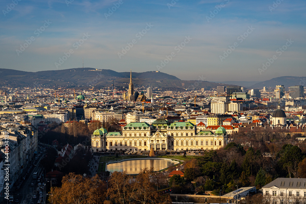 Belvedere mit Innenstadt Wien von Oben