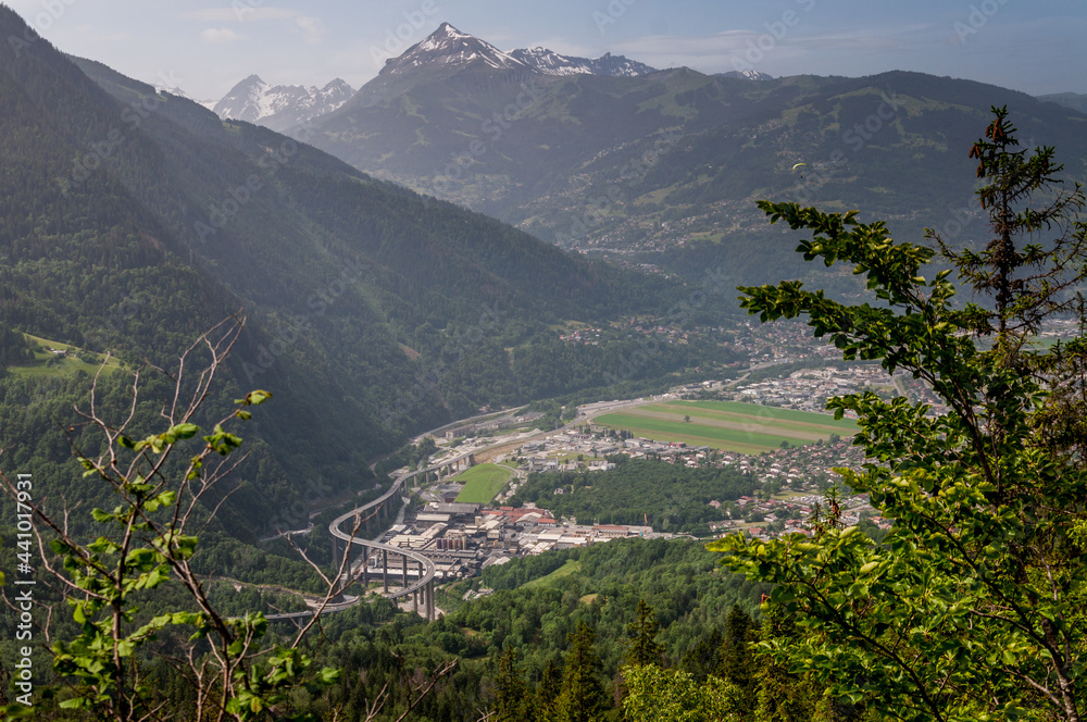 Passy et le viaduc des Egratz en Haute-Savoie