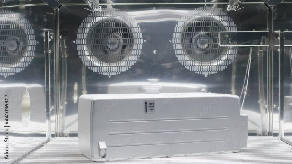 Solar test of a lithium ion battery with artificial sunlight