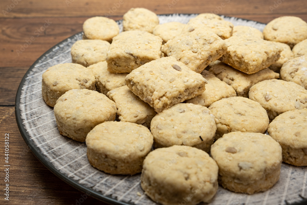Small salty pastry snacks