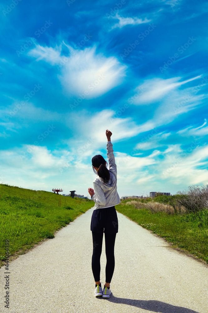 スポーツウェアの女性