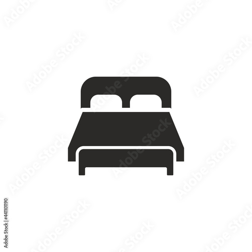 Icono de cama, silueta negro. Concepto de Hospedaje, dormir, reposar. Ilustración vectorial aislado en fondo blanco photo