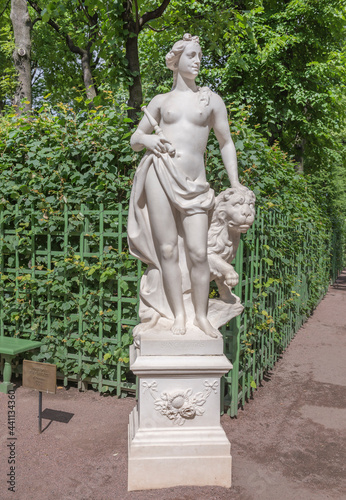 The sculpture "Allegory of sincerity" in the Summer Garden