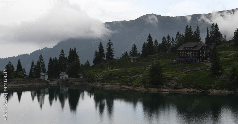 Naklejka premium Bannalpsee