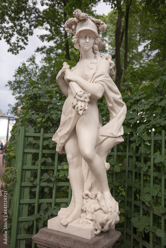 Fototapeta premium The sculpture 