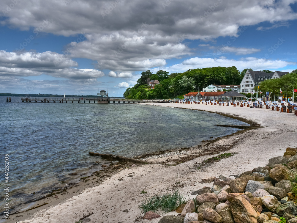 Das Schloß und der Strand von Glücksburg Das Schloß und der Strand von Glücksburg