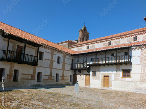 Palacio de Juan II en Madrigal de las Altas Torres photo