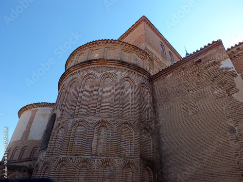 Iglesia de Santa maría del Castillo en Madrigal de las Altas Torres photo