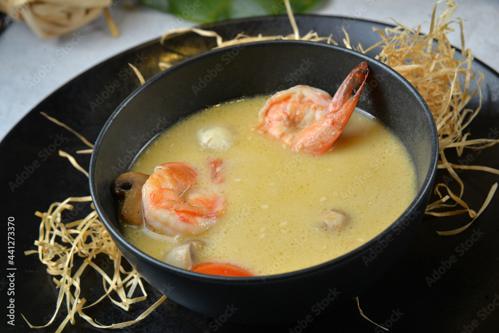 Spicy Sour Soup Thai Food Tom Yum Goong - Image