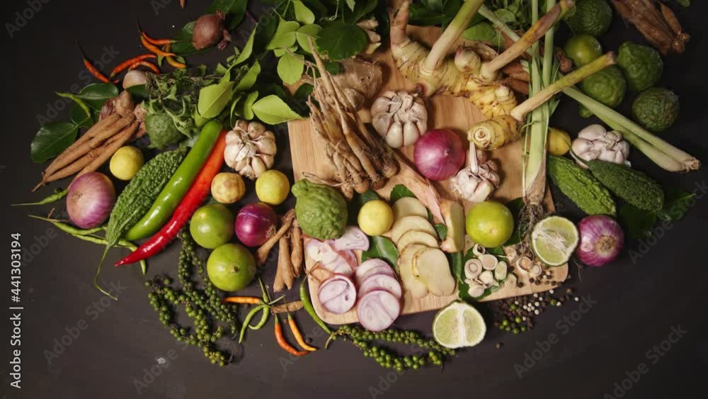 .Condiments with a spicy taste..Thai herbs can cure COVID virus Spicy foods can stop the growth