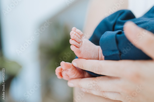 Babyfüßchen von einem Neugeborenen