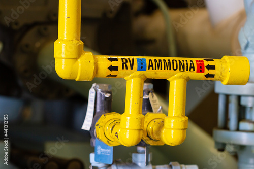 ammonia pipe label