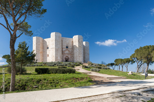 Barletta-Andria-Trani. Castel del Monte è una fortezza del XIII secolo fatta costruire da Federico II di Svevia, photo