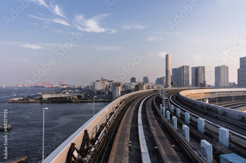 New Transit Yurikamome 6