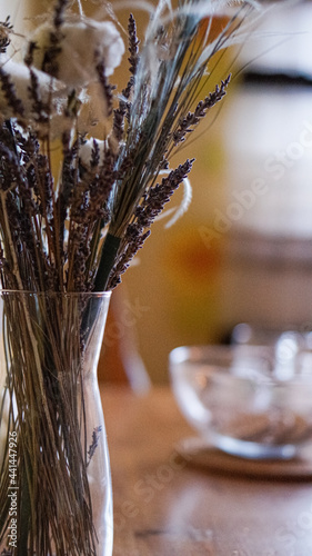 lavender in a vase close photo
