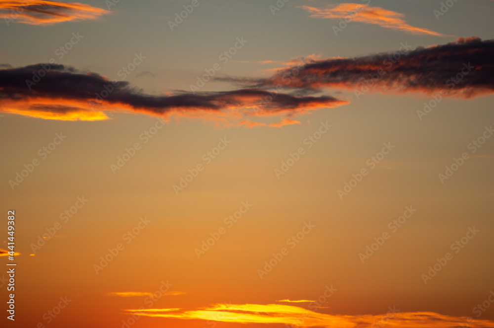 Fototapeta premium Beautiful orange sky during dusk