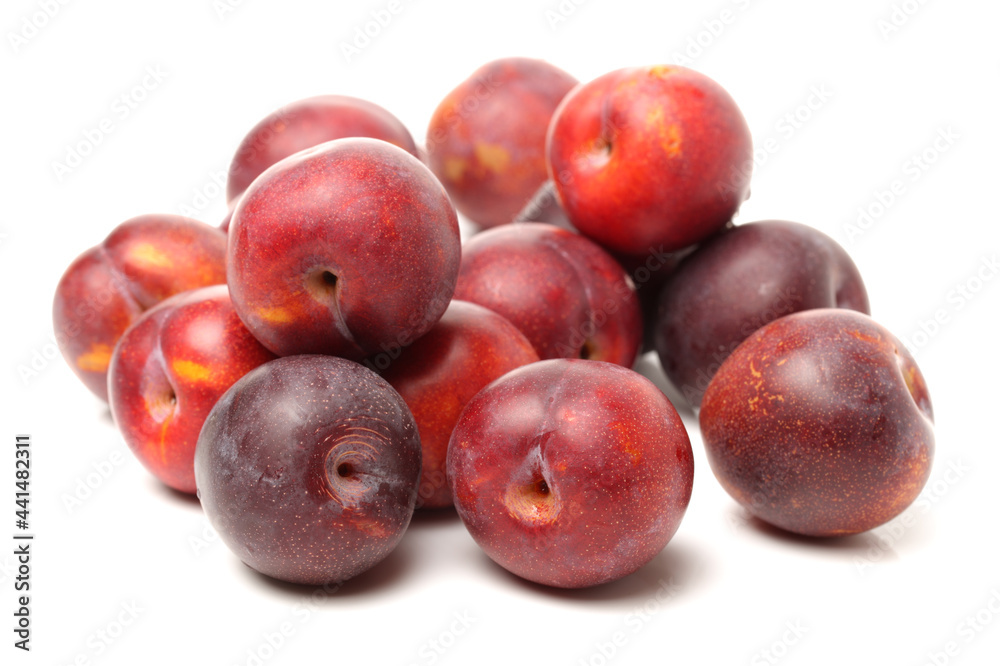 Obraz premium plums isolated on white