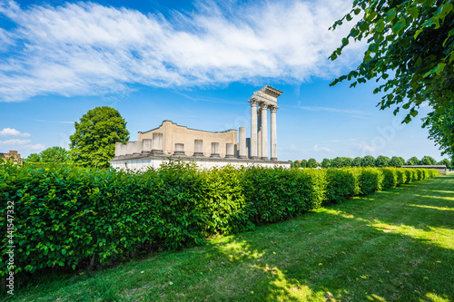 Obraz na płótnie Römischer Tempel bei Xanten am Niederrhein (NRW) w salonie