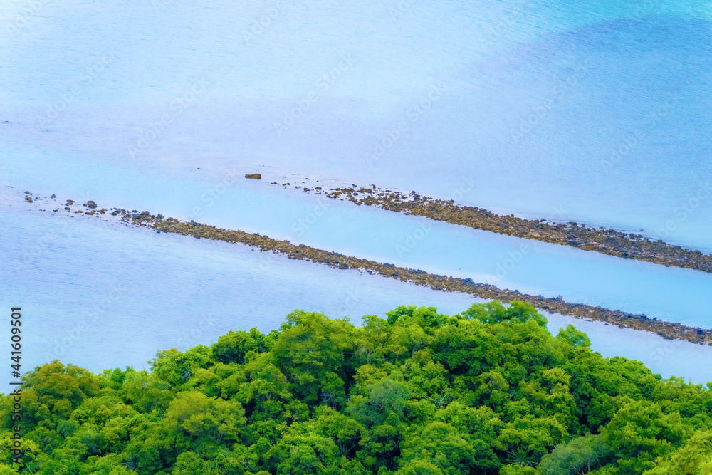 Obraz premium landscape sea shoot from View Point of Koh Phaluai 