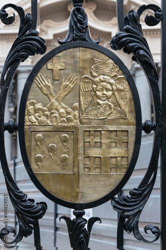 Obraz na płótnie Detail of the Gate of the Church of Nuestra Señora del Rosario, in Buenos Aires, Argentina w salonie