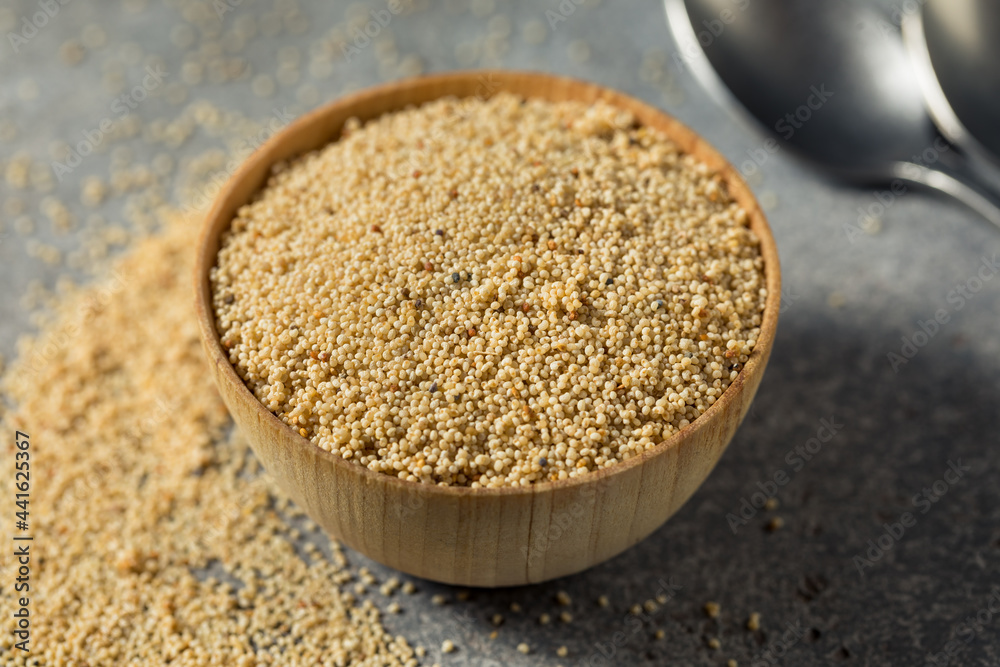 Organic Dry White Quinoa Grain Organic Dry White Quinoa Grain
