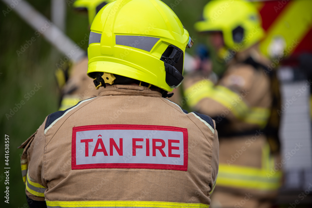 Obraz premium Fireman in South Wales Fire and Rescue service brigade. United Kingdom