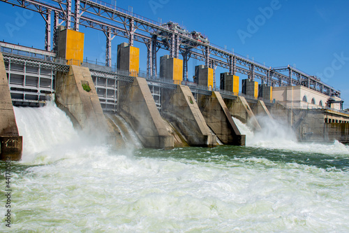 hydroelectric power plant dumps water