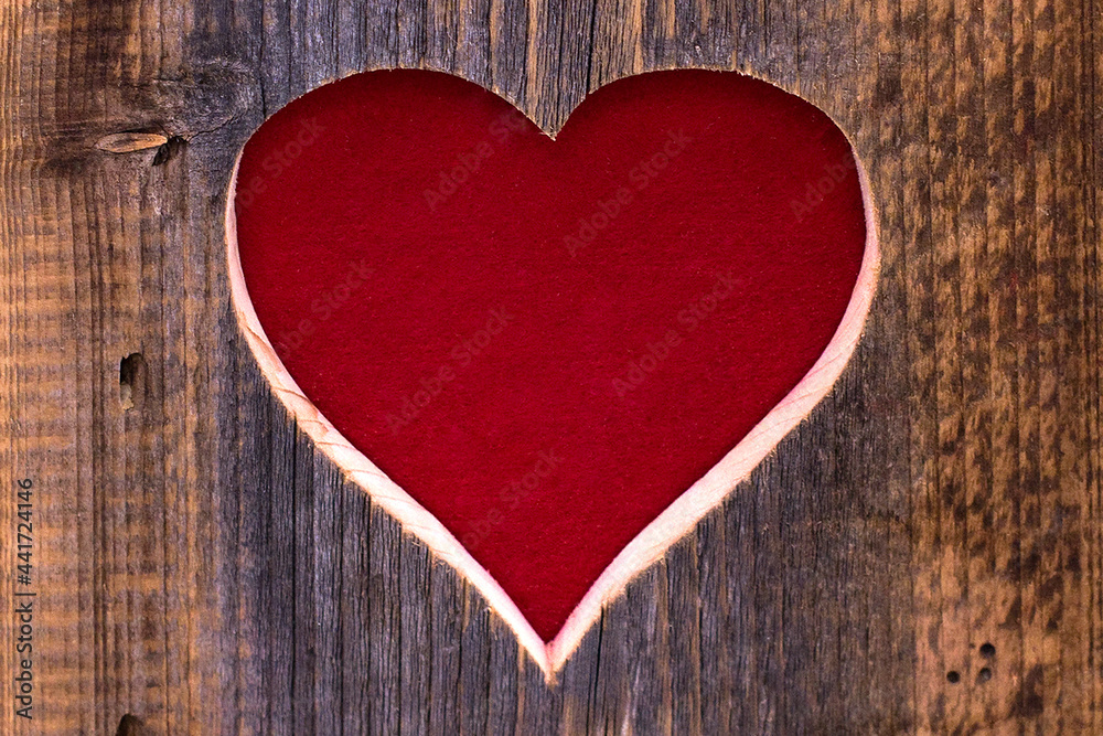 Herz, Holz geschnitzt, rot Herz, Holz geschnitzt, rot