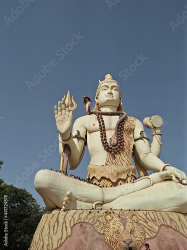 statue of shiva
