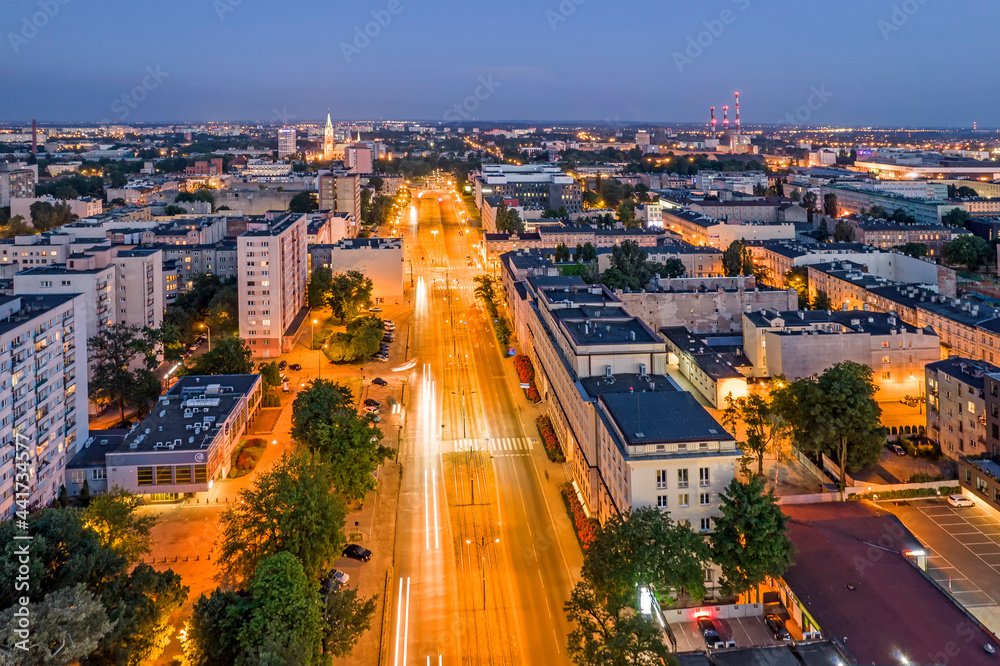 Miasto Łódź- widok na nocne miasto. - obrazy, fototapety, plakaty 