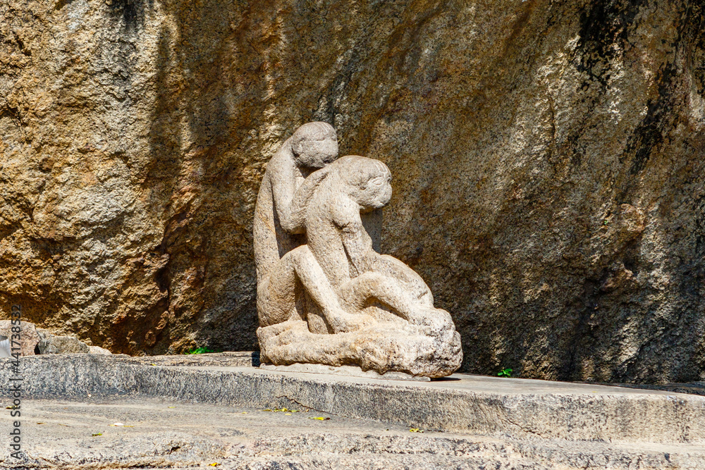 Statue of flea monkeys - Arjuna's Penance in  Mamallapuram, an Unesco World Heritage Site in Tamil Nadu, South India, Asia