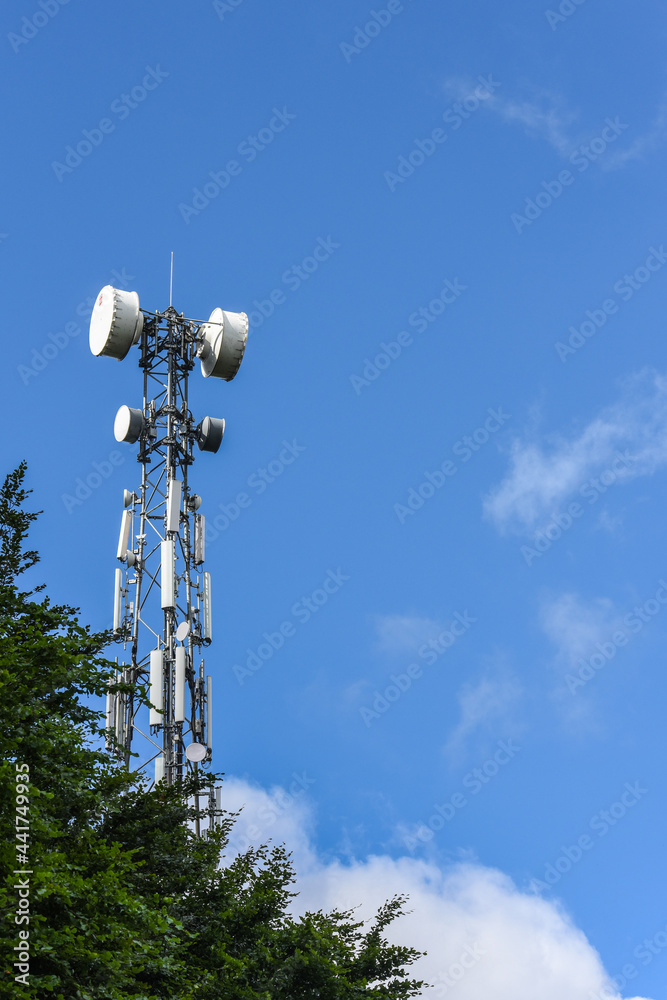 antenne communication telecommunication 4G 5G  telephonie internet 