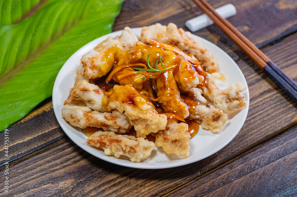 pork in sticky rice batter with sweet and sour sauce, Korean food 'chapssal tangsuyuk' pork in sticky rice batter with sweet and sour sauce, Korean food 'chapssal tangsuyuk'