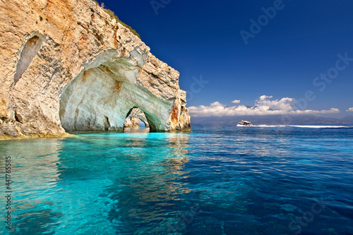 фотография Famous blue caves, an extraordinary seascape of magnificent geologic formations in Zakynthos island, Ionian Sea, Greece, Europe