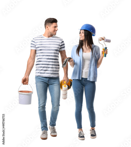 Young couple with rollers, ...