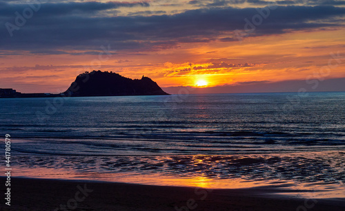 Puesta de sol desde la plaza de Zarautz a Getaria