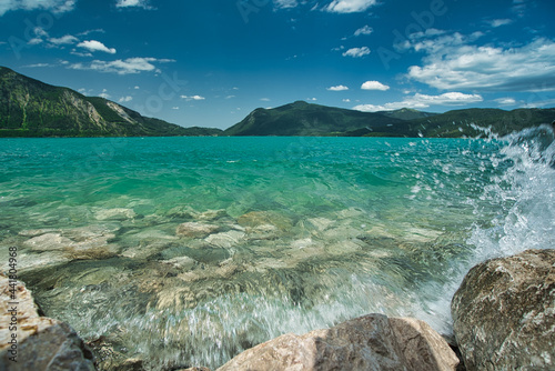am ufer des walchensee mit türkisem wasser in bayern karwendel alpen bayerische karibik, the walchensee in bavaria alps called the bavarian caribbean