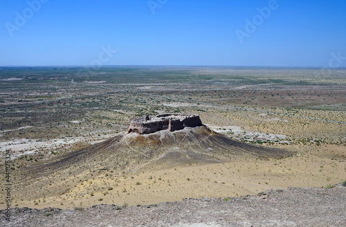 Fototapeta Ancient hilltop fortress at Ayaz Kala in Uzbekistan's Kyzylkum Desert