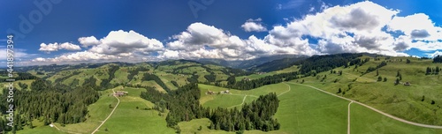 Ein Einblick ins Emmental im Kanton Bern, Schweiz (Juni 2021)