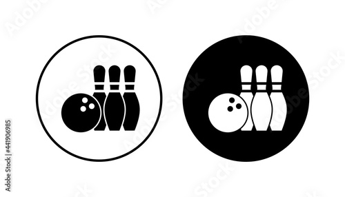 Bowling icon set. bowling ball and pin icon. bowling pins