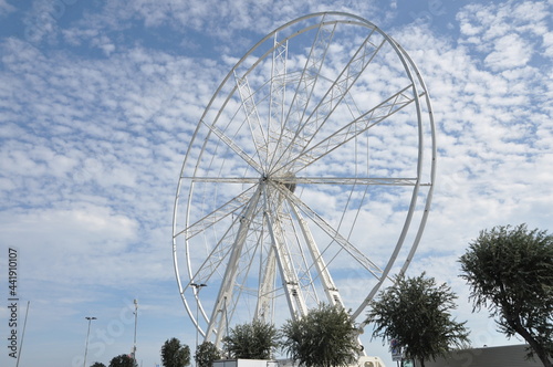 ferris wheel on a sky © Aleksandr