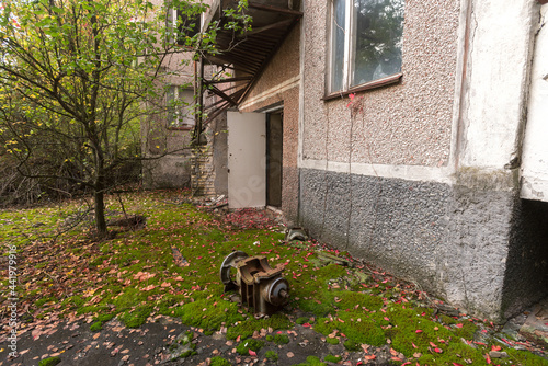 Entrance to empty house in Pripyat