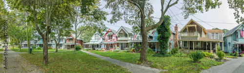Canvas-taulu Carpenters Cottages called gingerbread houses  on Lake Avenue, Oak Bluffs on Mar